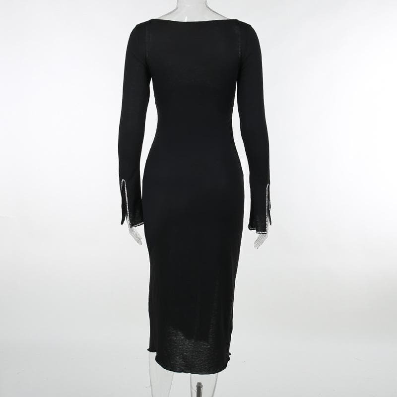 Beautifully Finished Dress in a Timeless Design
