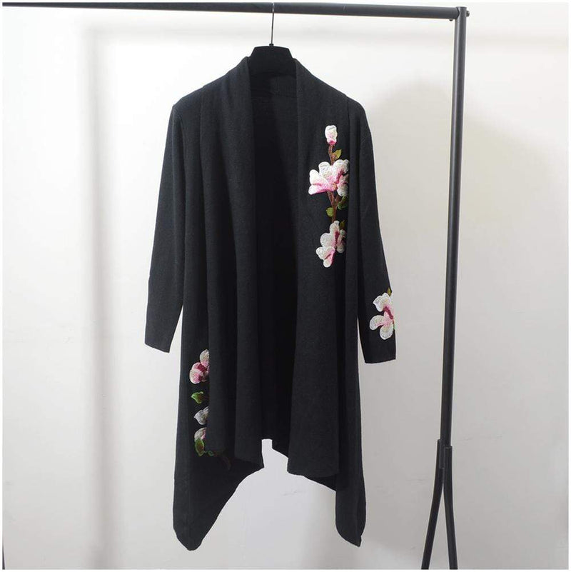Elegantly Styled Cardigan for Everyday Wear