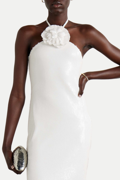 Beautifully Finished Dress in a Timeless Design