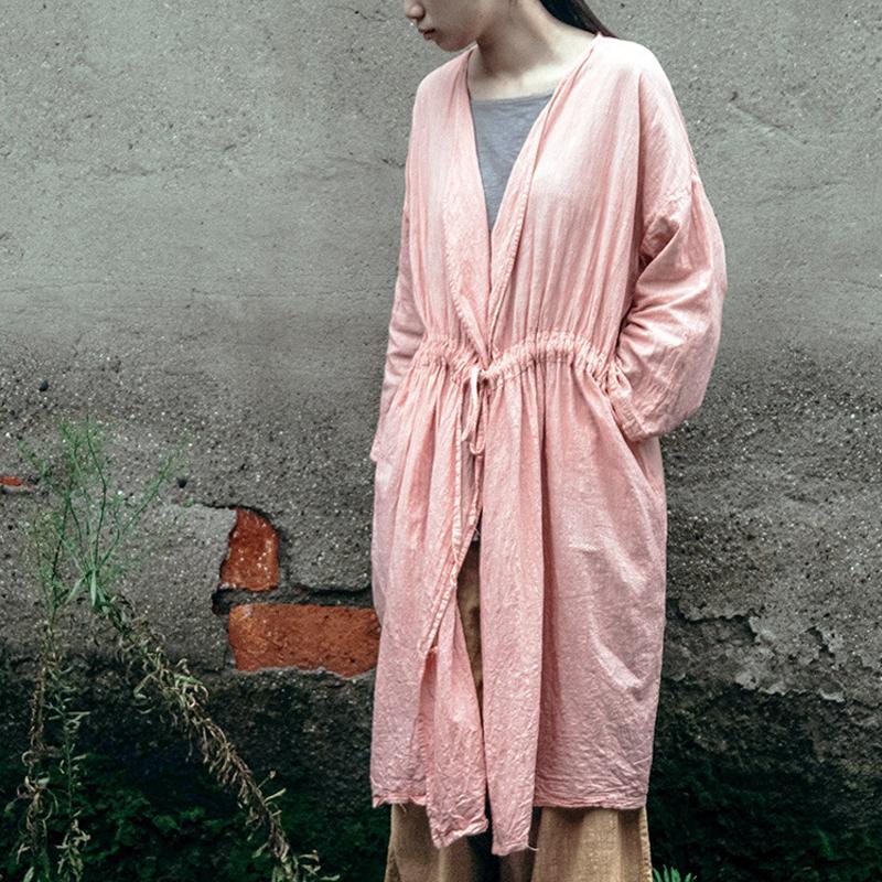 Well Tailored Cardigan with a Graceful Silhouette
