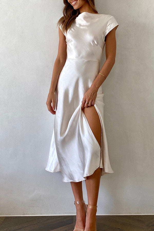 Polished Dress with an Effortless Classic Look