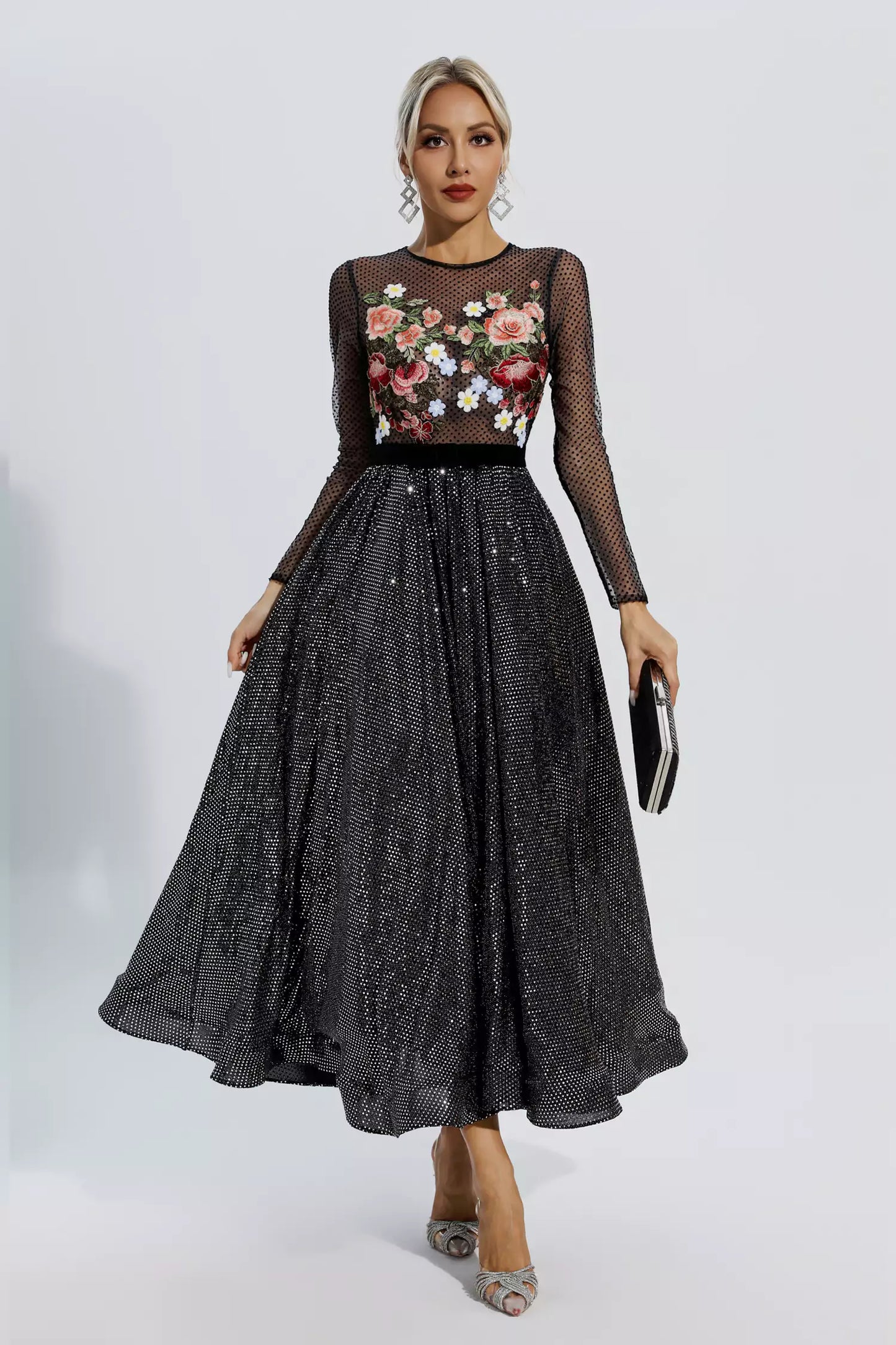 Sophisticated Dress with a Clean Classic Look