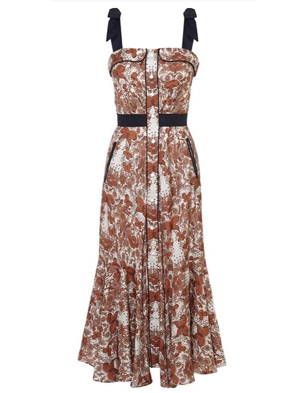 A Vintage Style Dress with Delicate Timeless Details