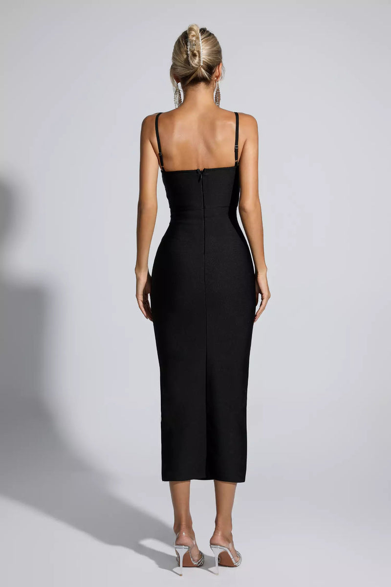 Classic Vintage Dress with a Flattering Fit