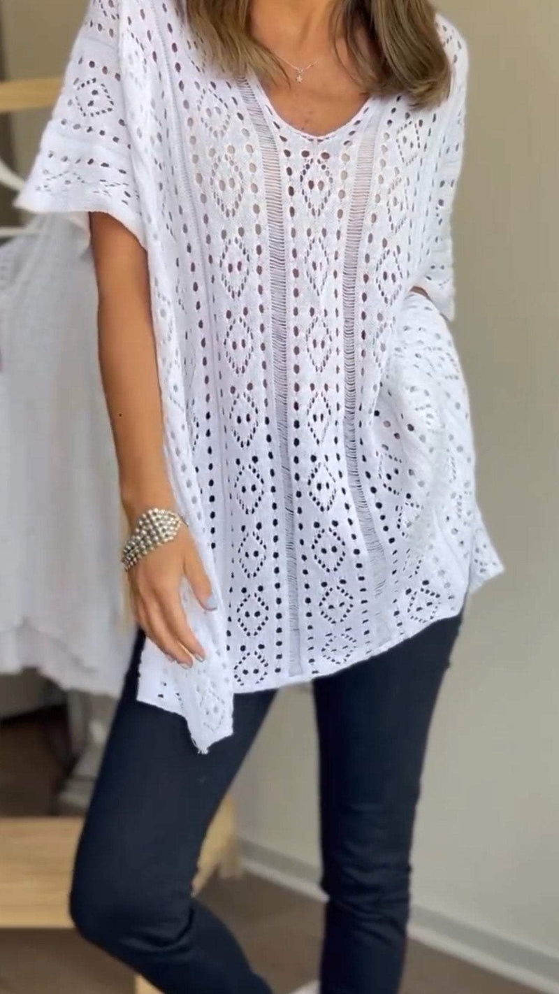 Beautifully Finished Top in a Timeless Design
