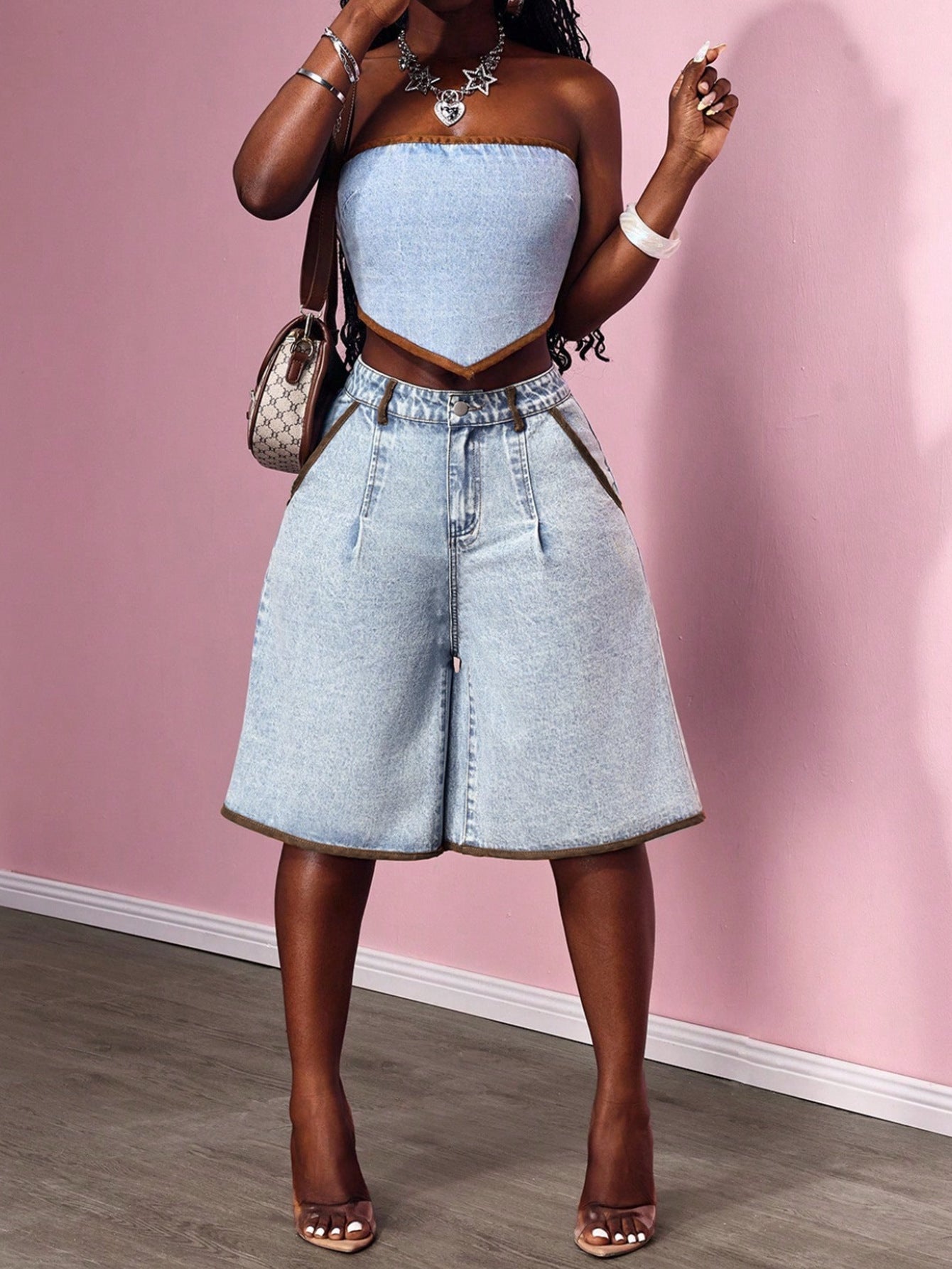Beautifully Finished Garment in a Timeless Design