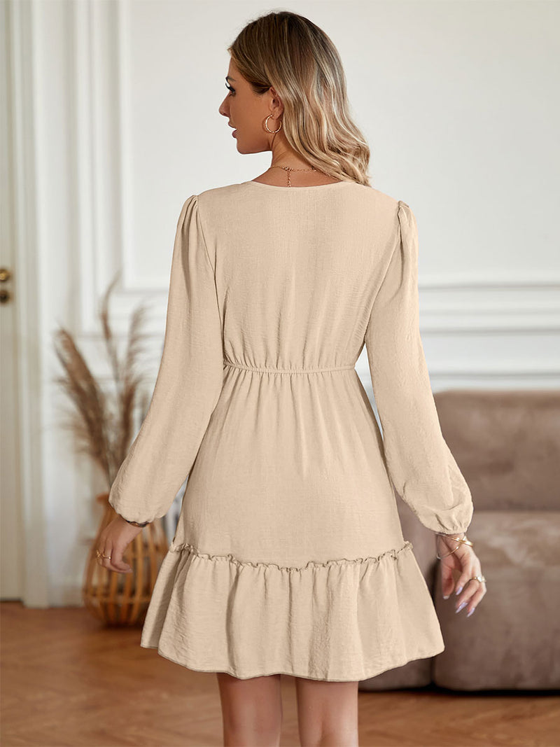 Well Tailored Dress with a Graceful Silhouette