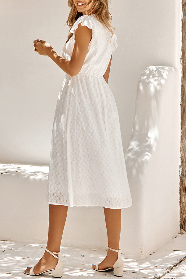 Beautifully Finished Dress in a Timeless Design