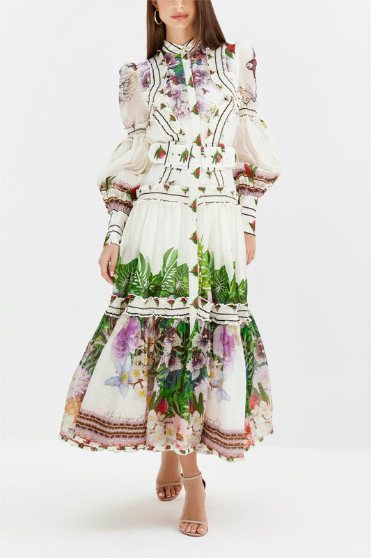 Effortlessly Elegant Dress with a Timeless Design