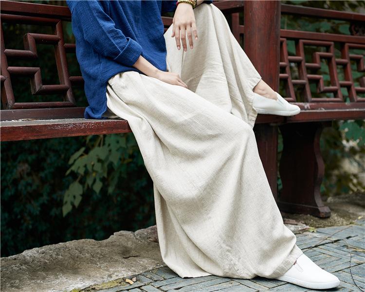 Classic Vintage Pants with a Flattering Fit