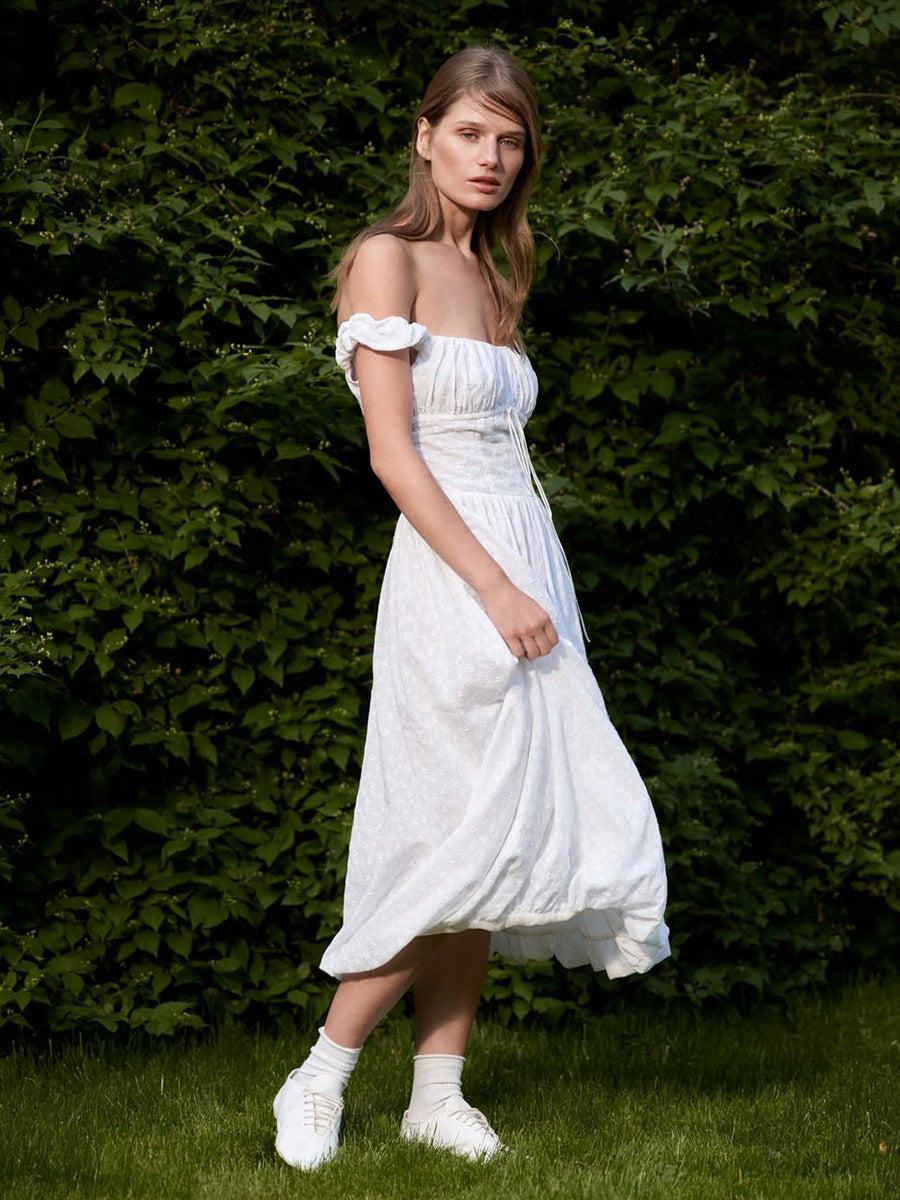 Gracefully Styled Dress for Any Occasion
