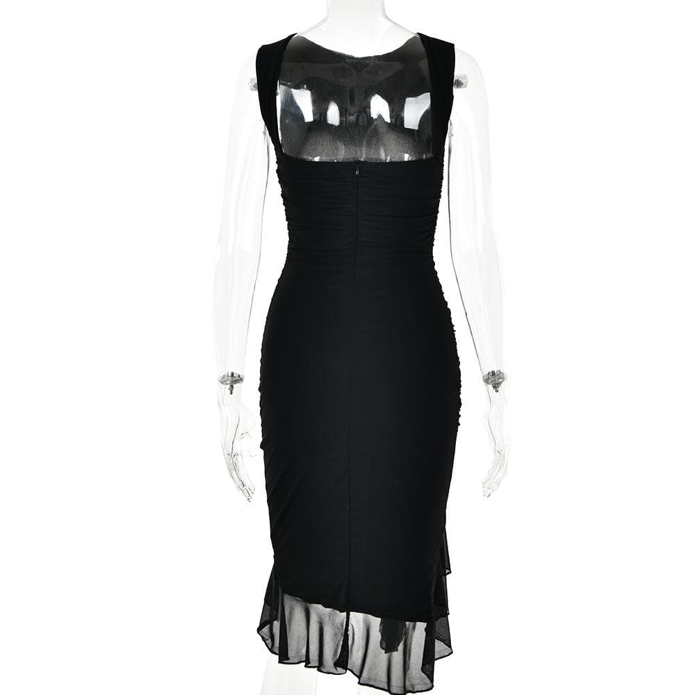 Effortlessly Elegant Dress with a Timeless Design