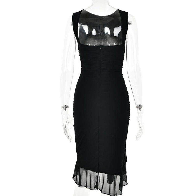 Effortlessly Elegant Dress with a Timeless Design
