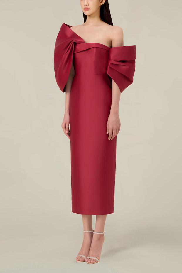 A Vintage Style Dress with Delicate Timeless Details