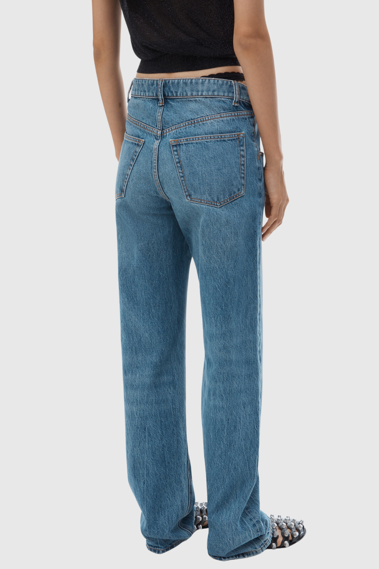 Sophisticated Garment with a Clean Classic Look