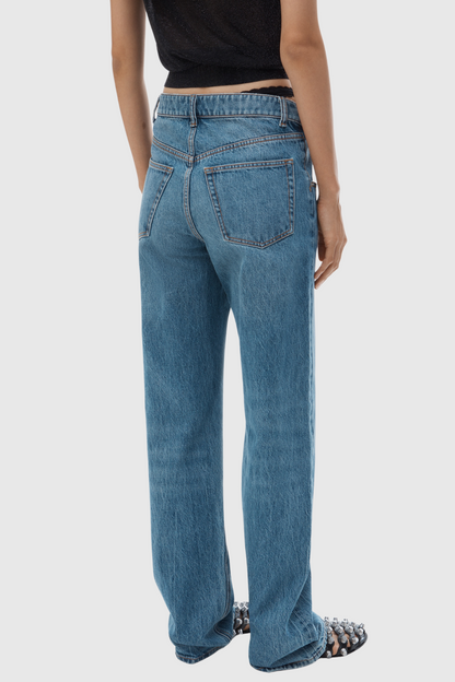 Sophisticated Garment with a Clean Classic Look