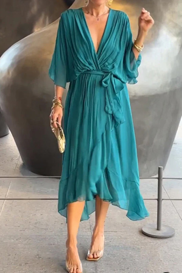 Gracefully Styled Dress for Any Occasion