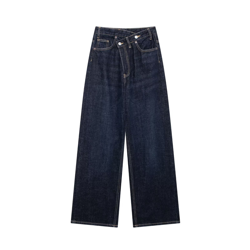 Sophisticated Garment with a Clean Classic Look