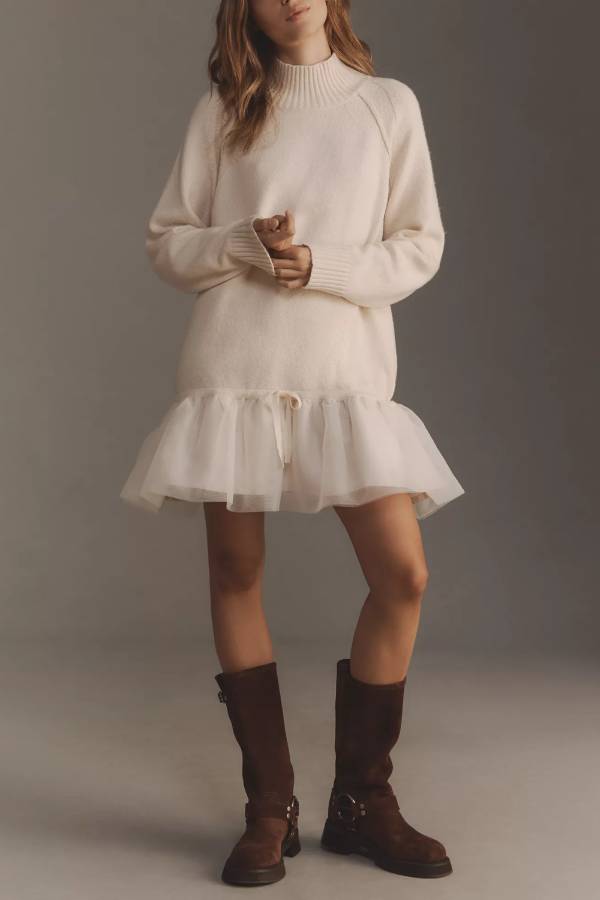 Gracefully Styled Dress for Any Occasion