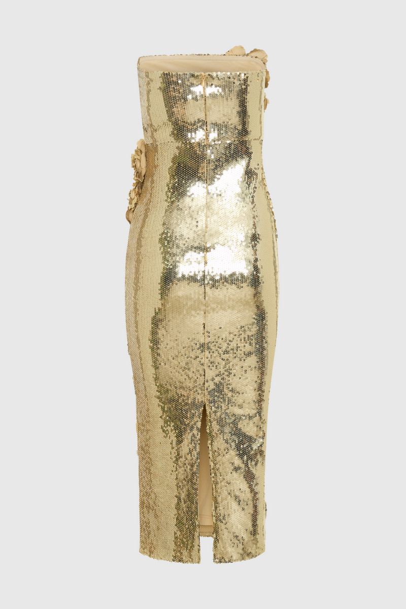 Polished Dress with an Effortless Classic Look