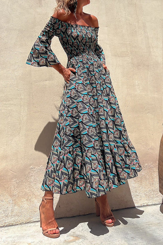 Well Tailored Dress with a Graceful Silhouette