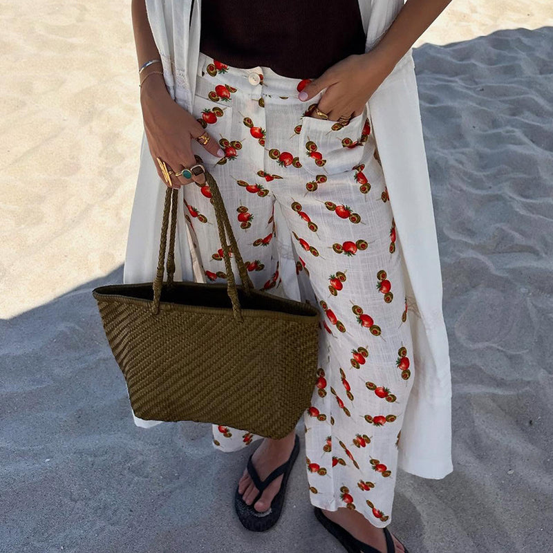 Elegantly Styled Pants for Everyday Wear