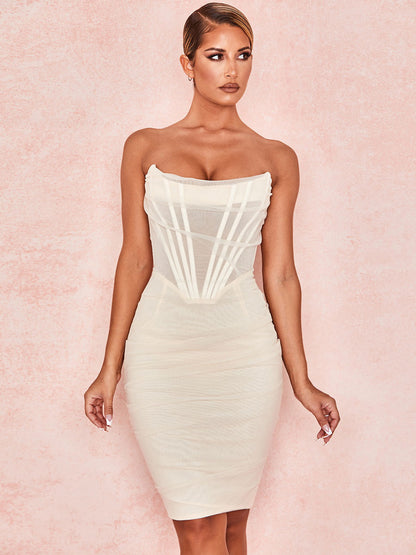 Gracefully Styled Dress for Any Occasion