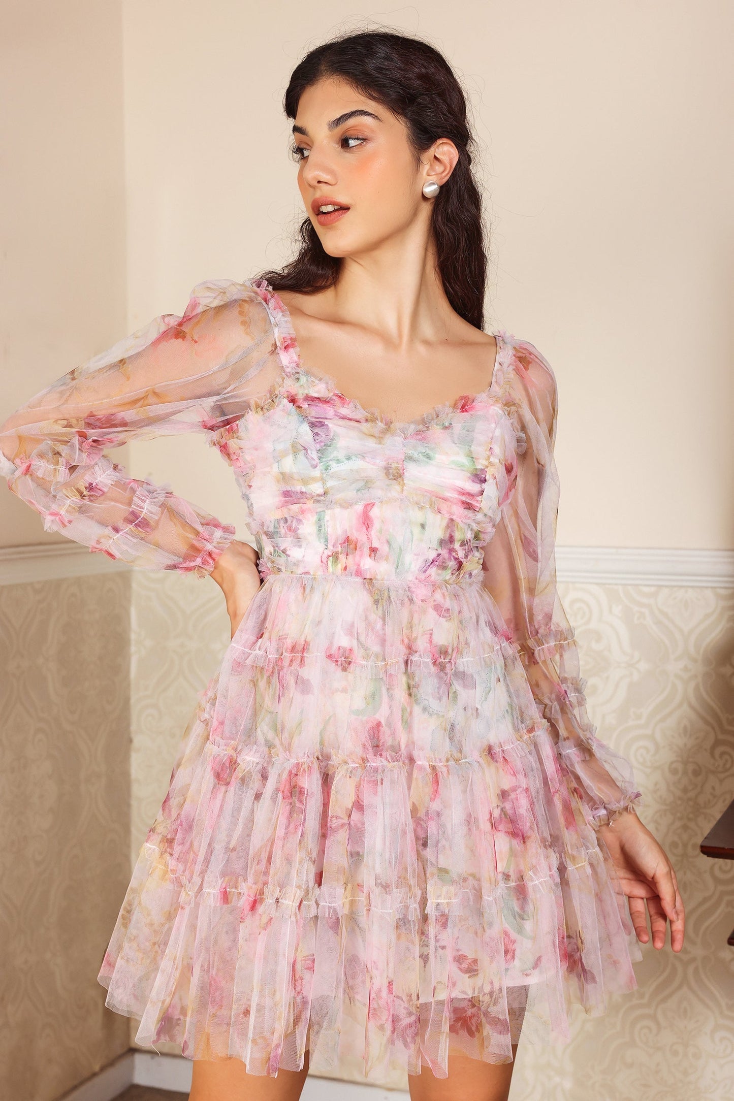 Beautifully Crafted Dress in a Classic Style