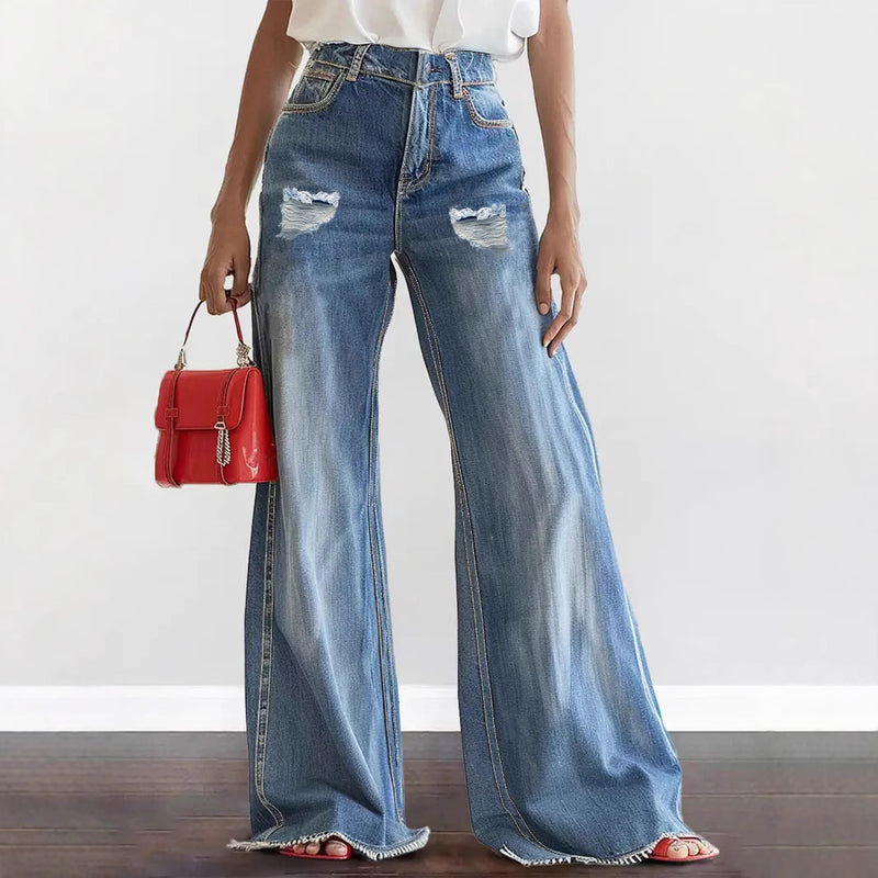 Sophisticated Garment with a Clean Classic Look