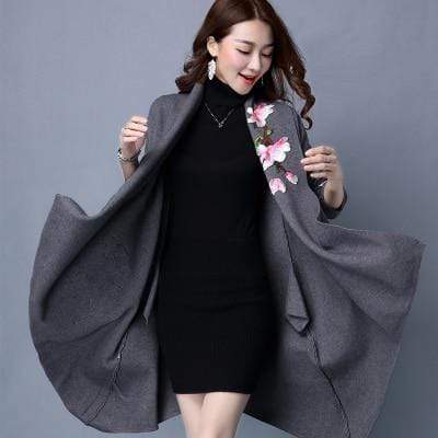 Effortlessly Elegant Cardigan with a Timeless Design