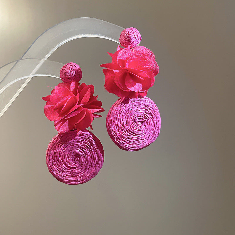 Beautiful Silver Earring with Unique Style