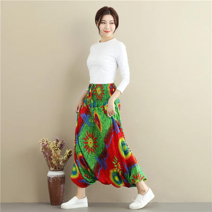 Well Tailored Pants with a Graceful Silhouette