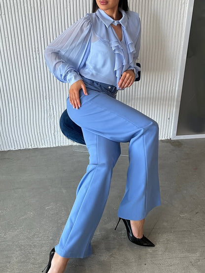 Classic Vintage & Enduringly Stylish Blouse