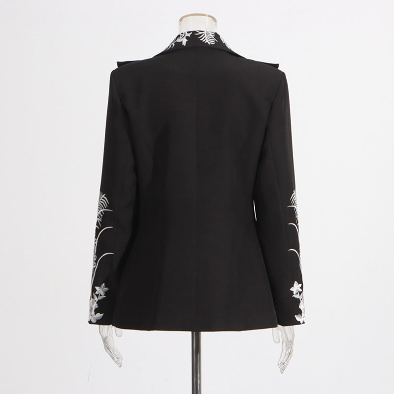 Sophisticated Garment with a Clean Classic Look