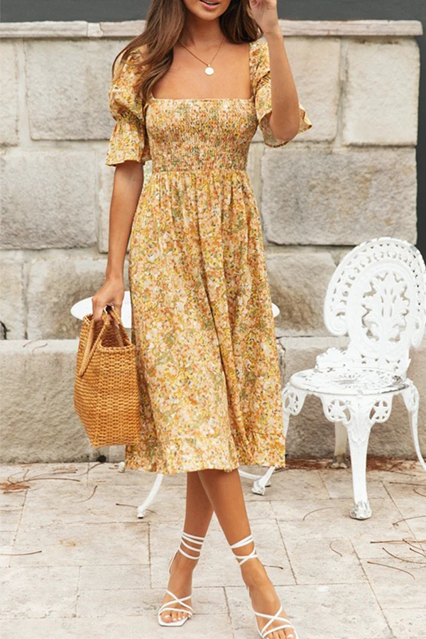 Well Tailored Dress with a Graceful Silhouette