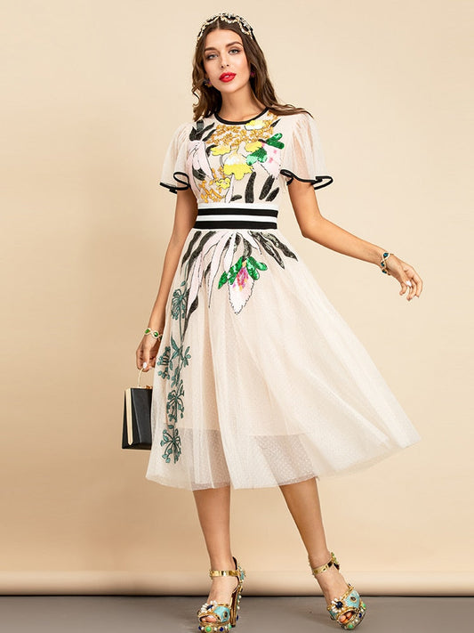 Classic Vintage & Enduringly Stylish Dress