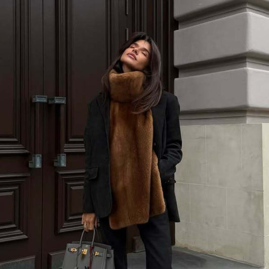 Beautifully Finished Garment in a Timeless Design