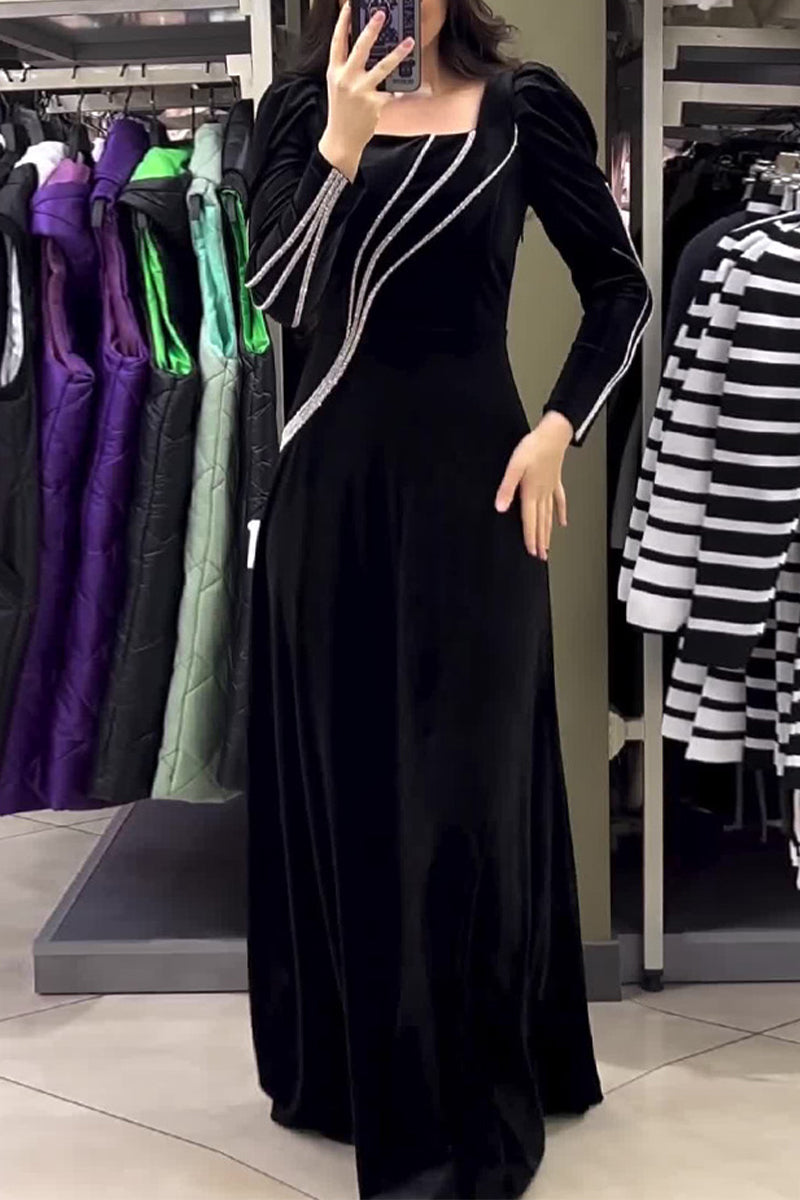 Effortlessly Elegant Dress with a Timeless Design