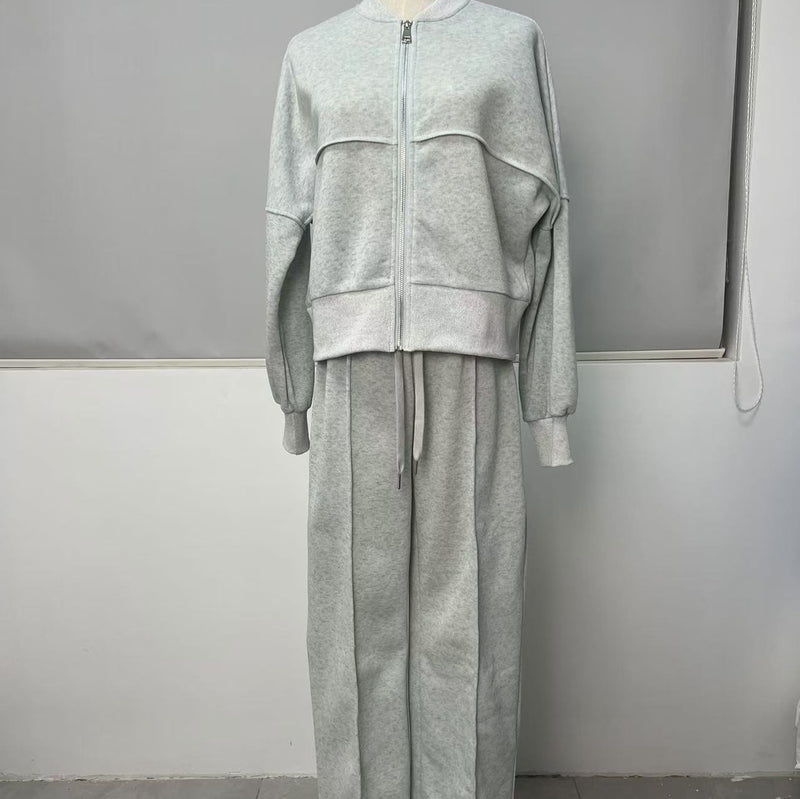 Effortlessly Elegant Jacket with a Timeless Design