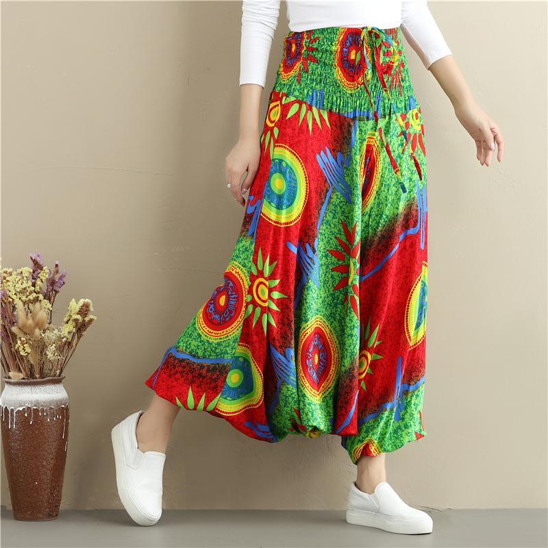 Well Tailored Pants with a Graceful Silhouette