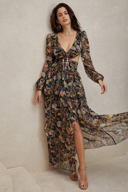 Classic Vintage & Enduringly Stylish Dress