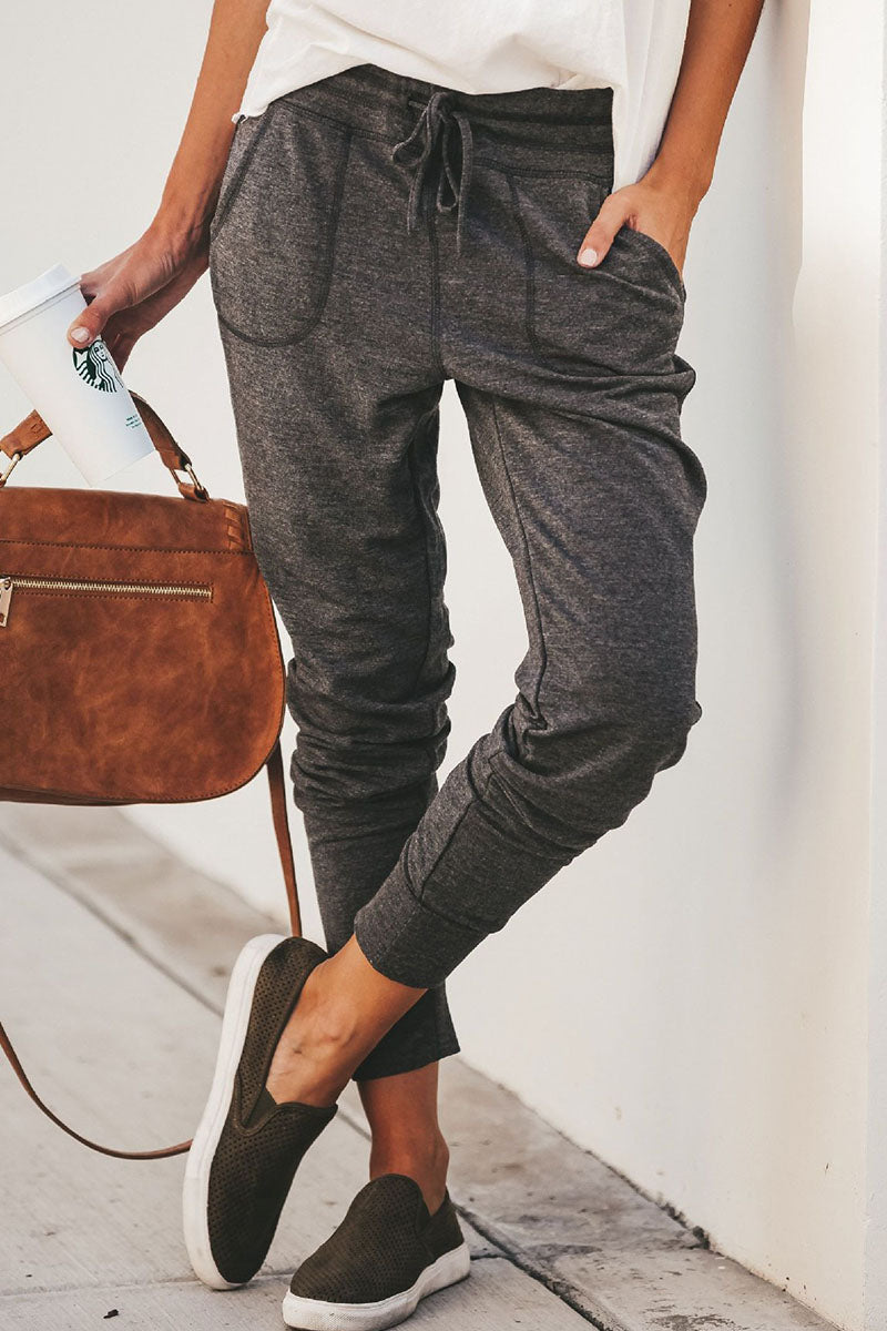 Elegantly Styled Pants for Everyday Wear