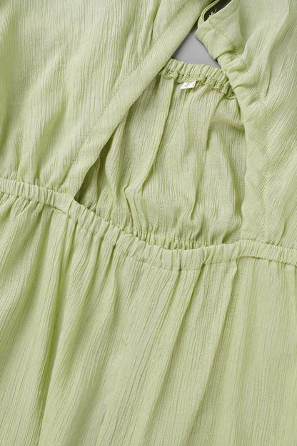 Well Tailored Garment with a Graceful Silhouette