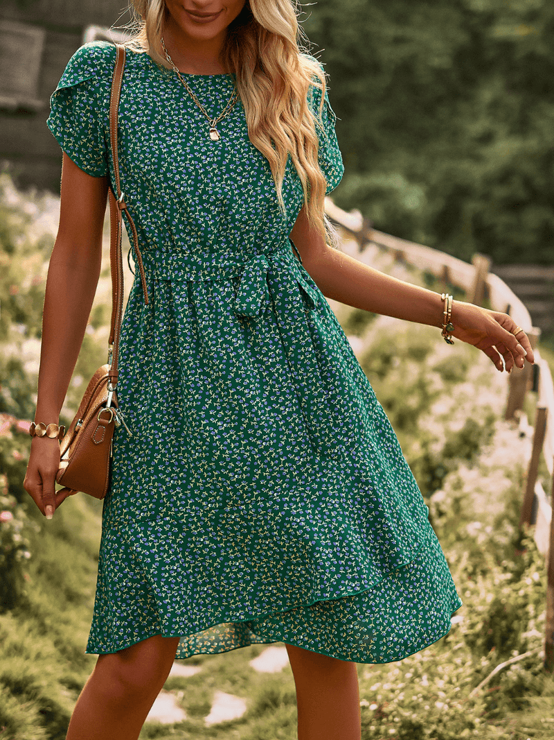 Polished Dress with an Effortless Classic Look