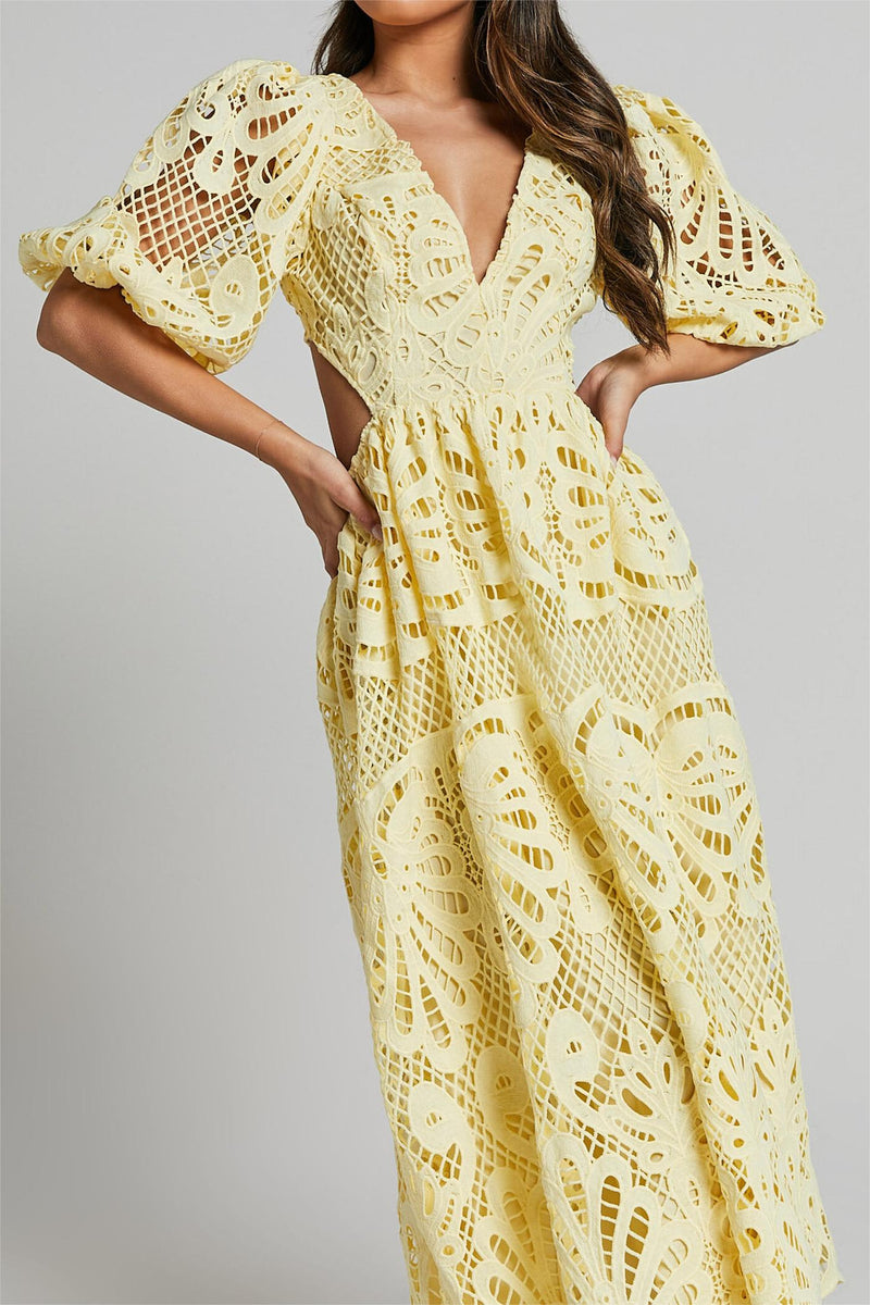 Classic Vintage & Enduringly Stylish Dress