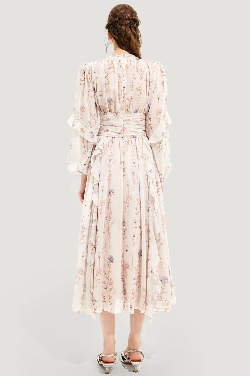 Beautifully Finished Dress in a Timeless Design