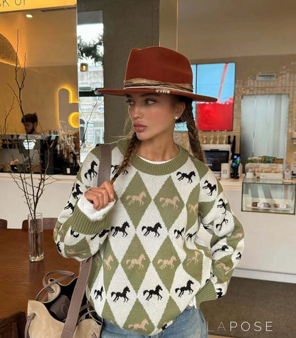 Classic Vintage Sweater with a Flattering Fit