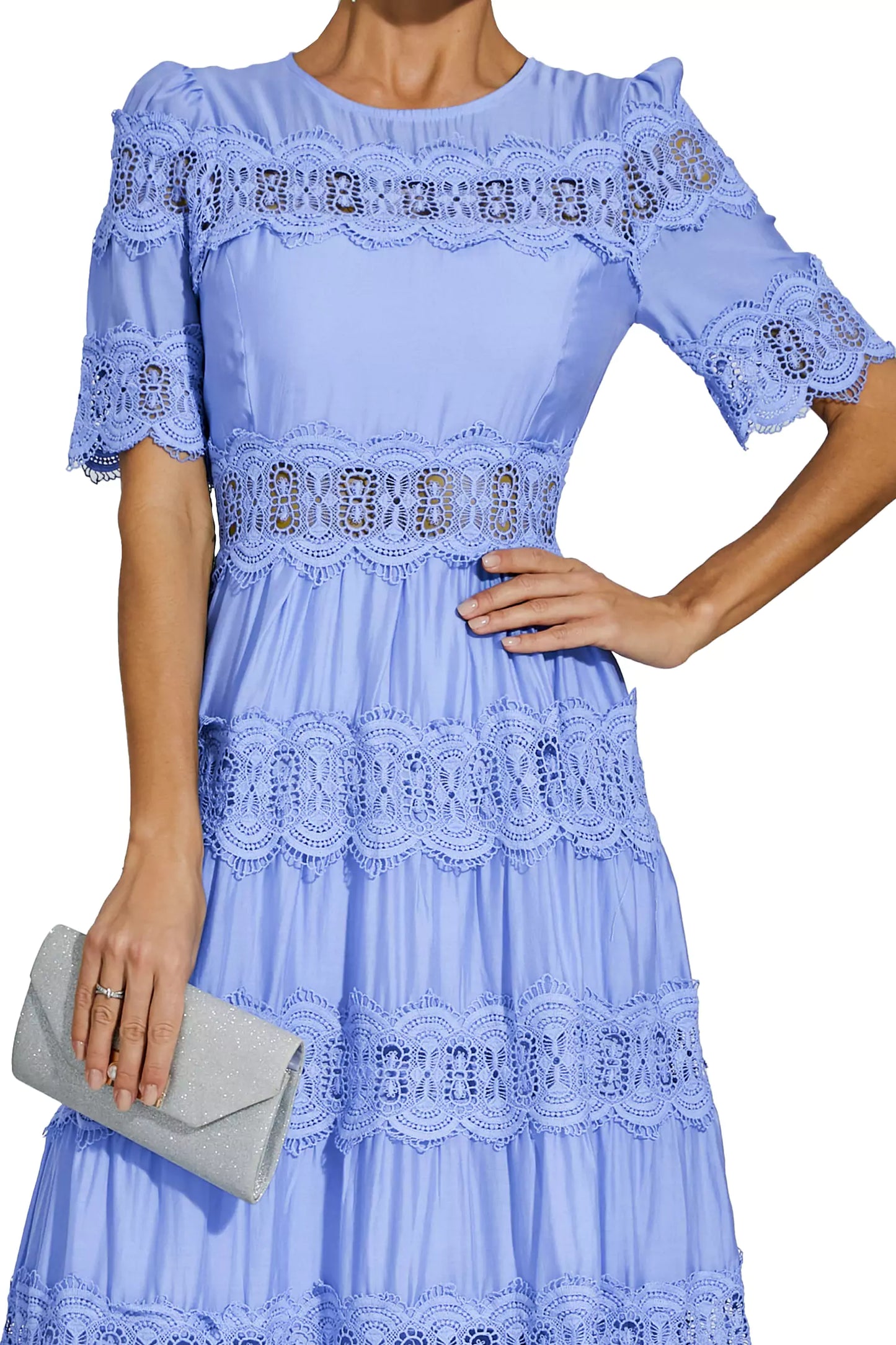 Effortlessly Elegant Dress with a Timeless Design