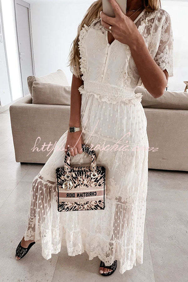 Beautifully Crafted Dress in a Classic Style