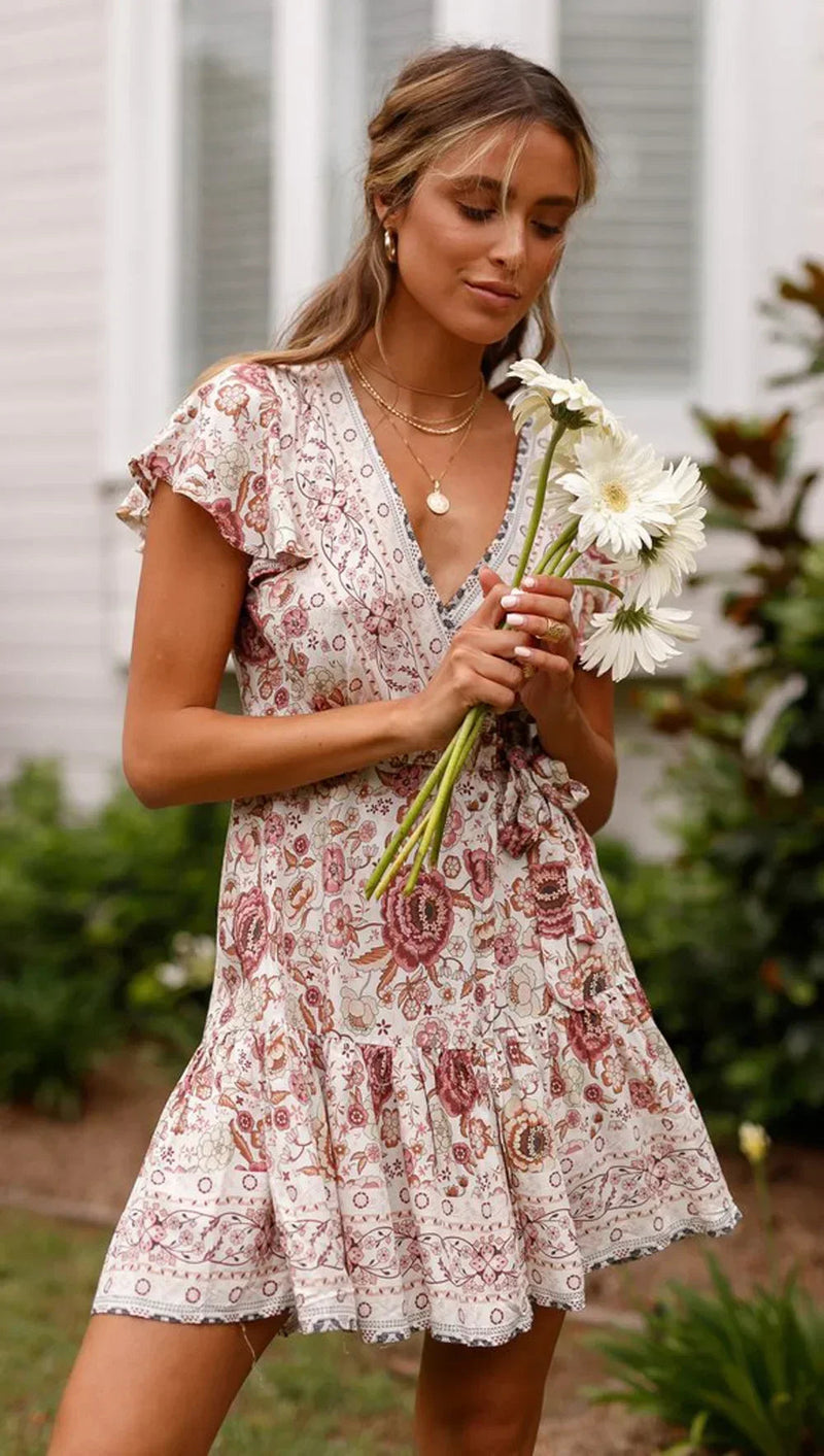 Beautifully Crafted Dress in a Classic Style